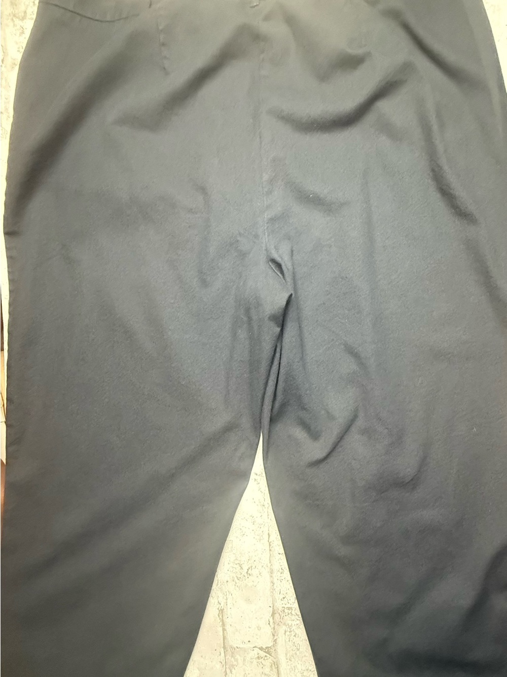 Talbots Classic Fit Stretch Capris Black 16W EUC White Stitching At Pockets 😍